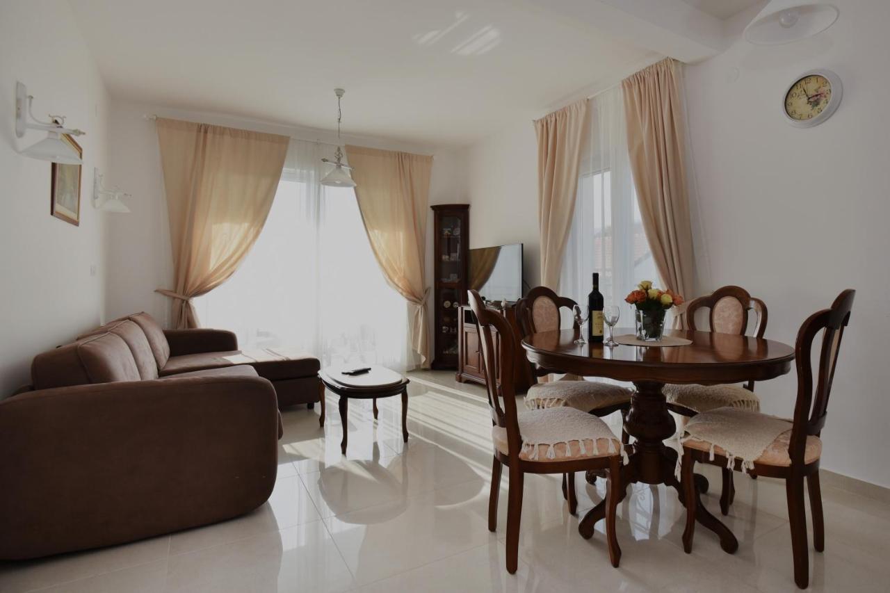 Villa Julia Baošići Exteriör bild
