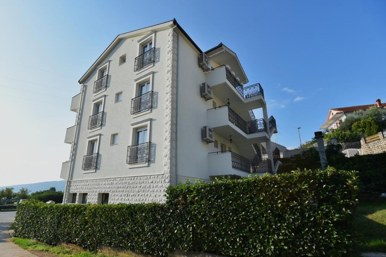 Villa Julia Baošići Exteriör bild