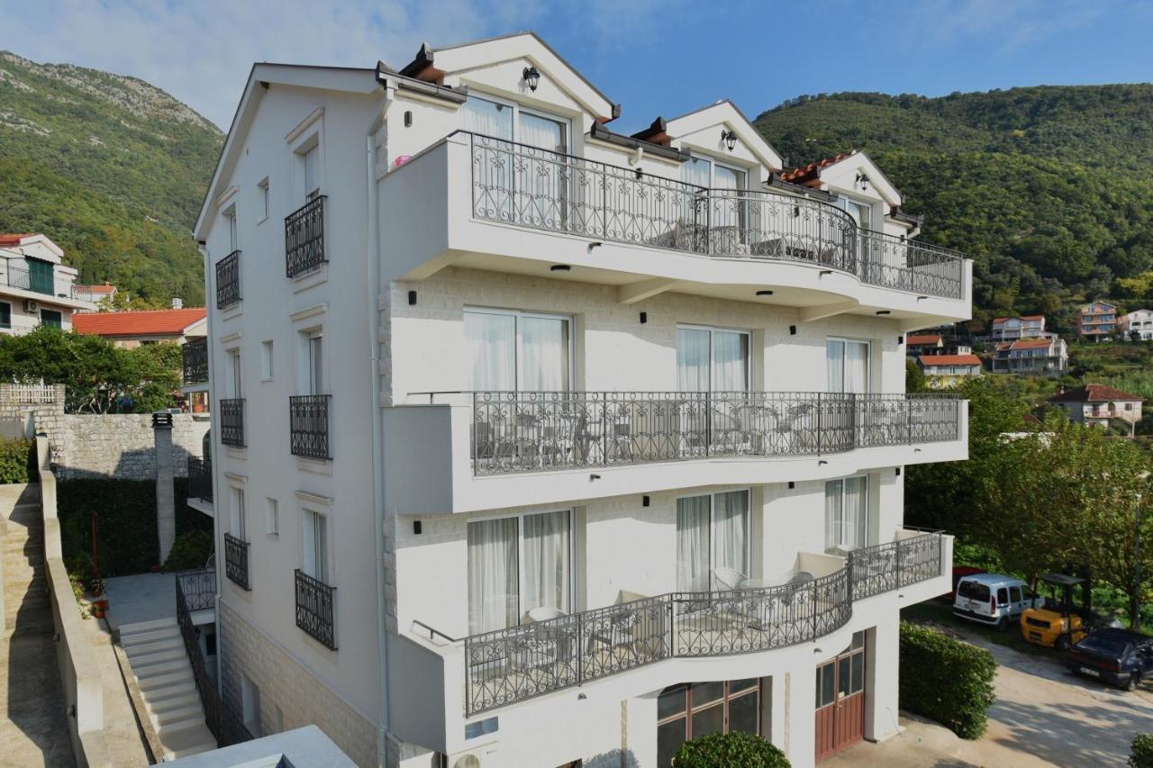 Villa Julia Baošići Exteriör bild