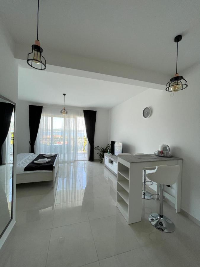 Villa Julia Baošići Exteriör bild