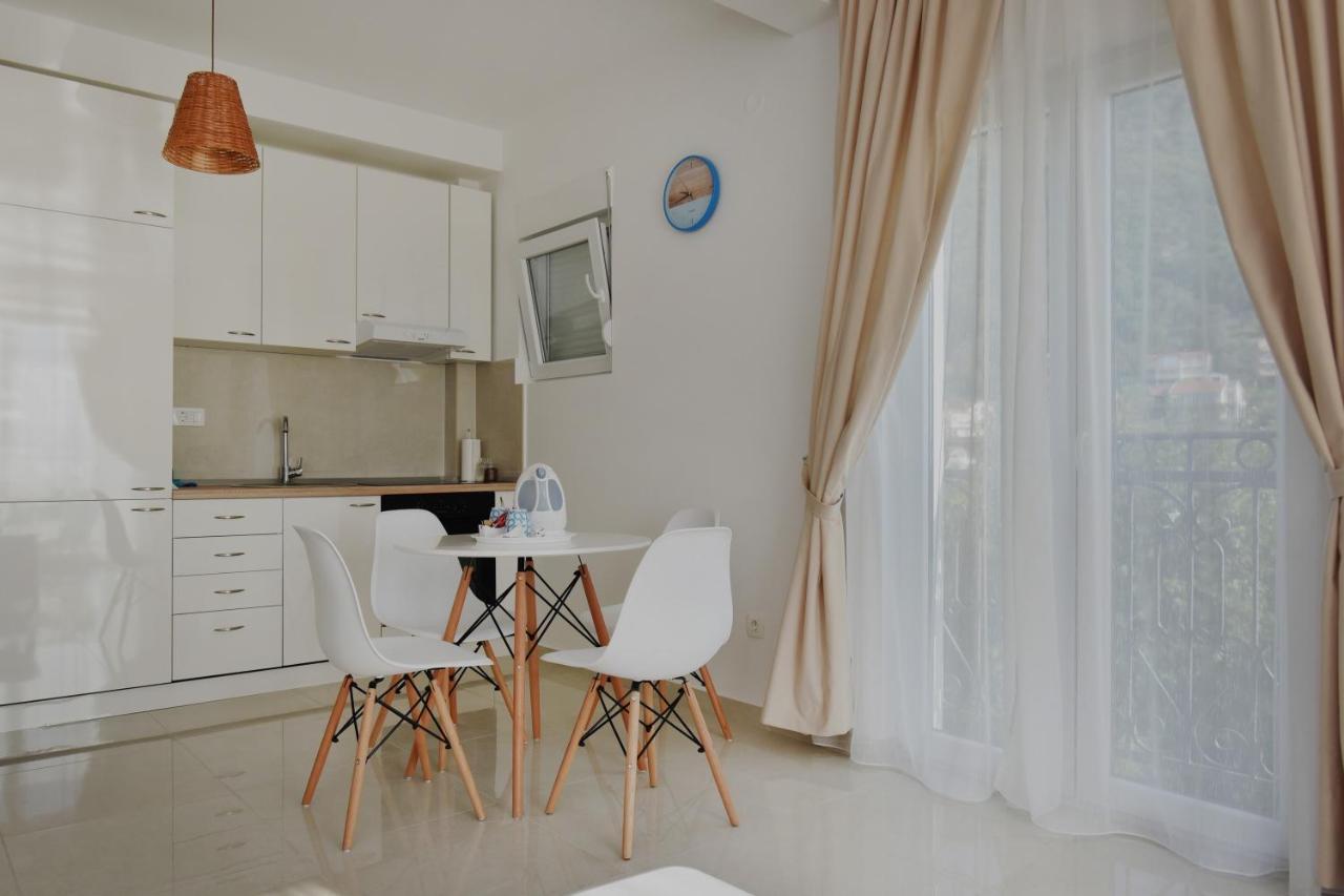 Villa Julia Baošići Exteriör bild