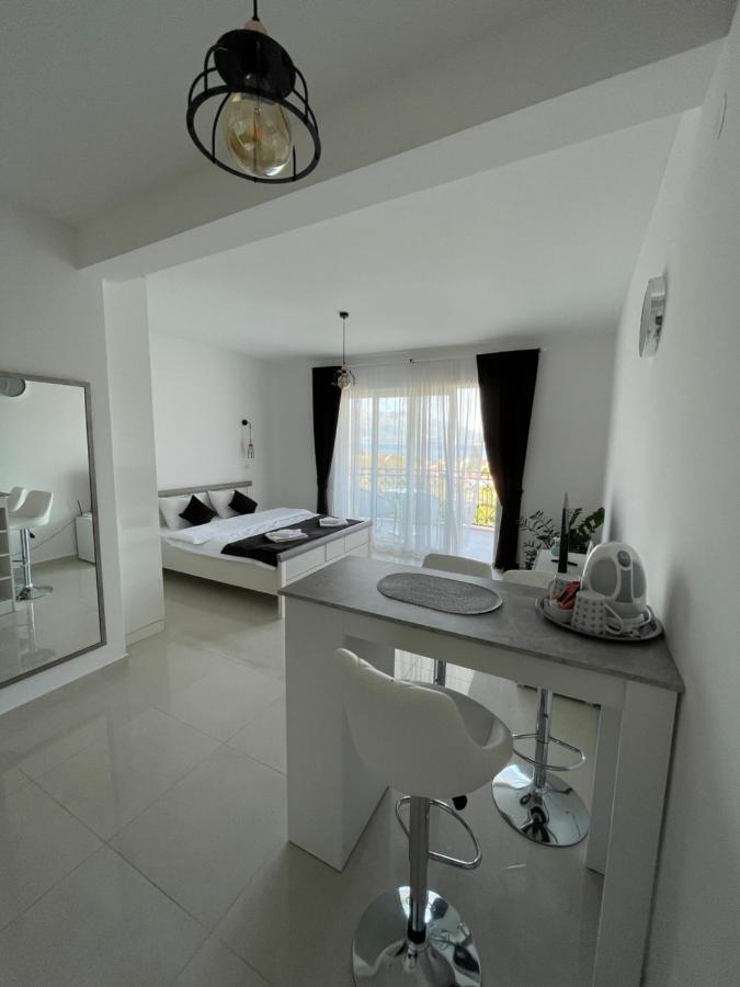 Villa Julia Baošići Exteriör bild