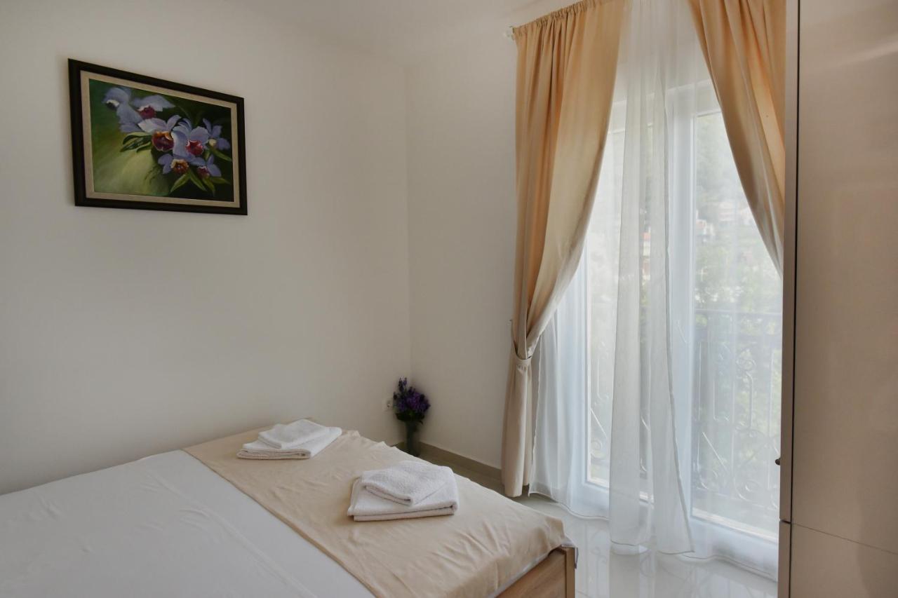 Villa Julia Baošići Exteriör bild